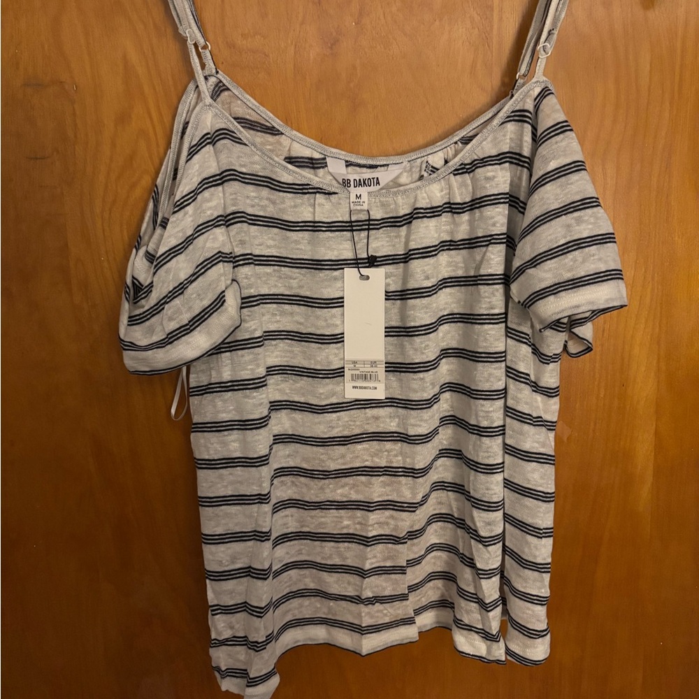 Jack by BB Dakota Gray and Blue Sleeveless Blouse